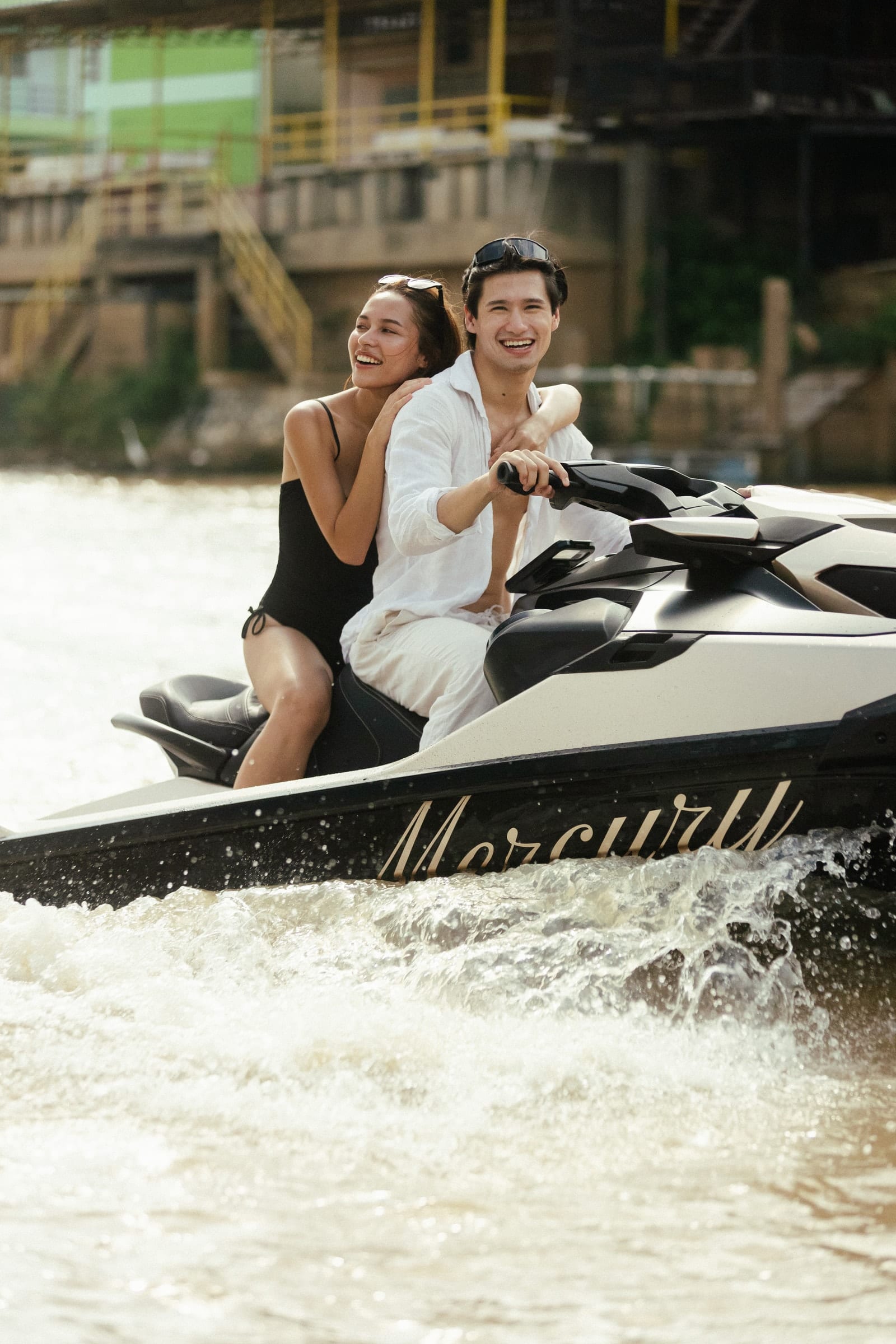 เปิดคันเร่ง — Mercury GT jet ski Ayutthaya (2)