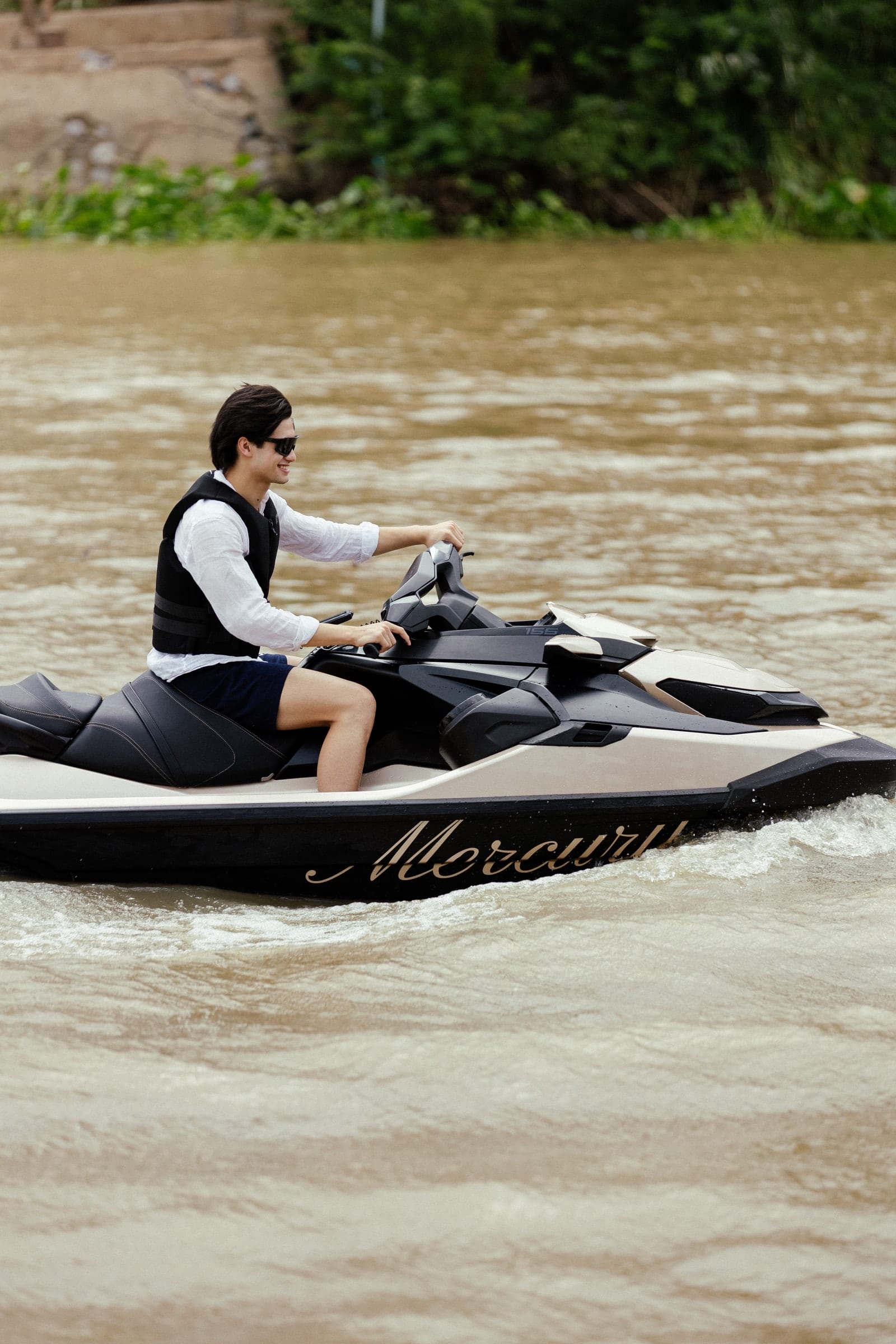 เปิดคันเร่ง — Mercury GT jet ski Ayutthaya (4)