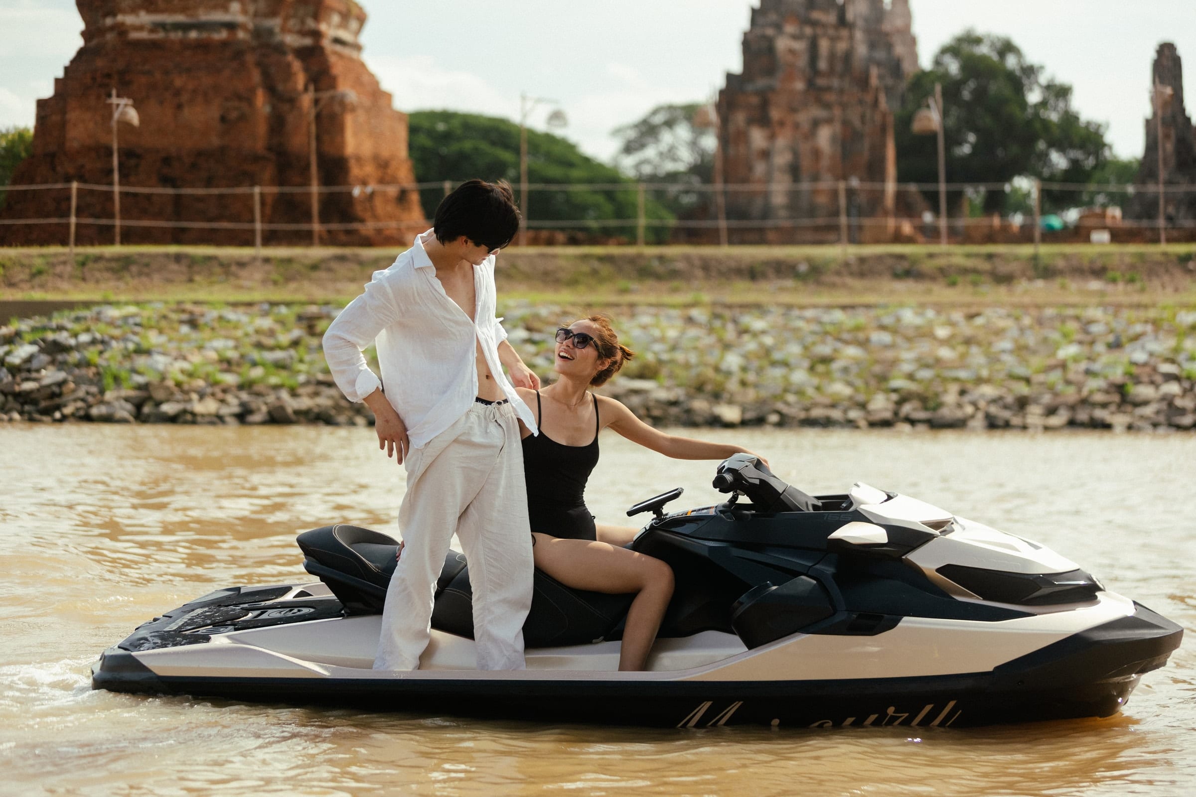 ช่วงเวลาบน GT Mercury — Mercury GT jet ski Ayutthaya (2)