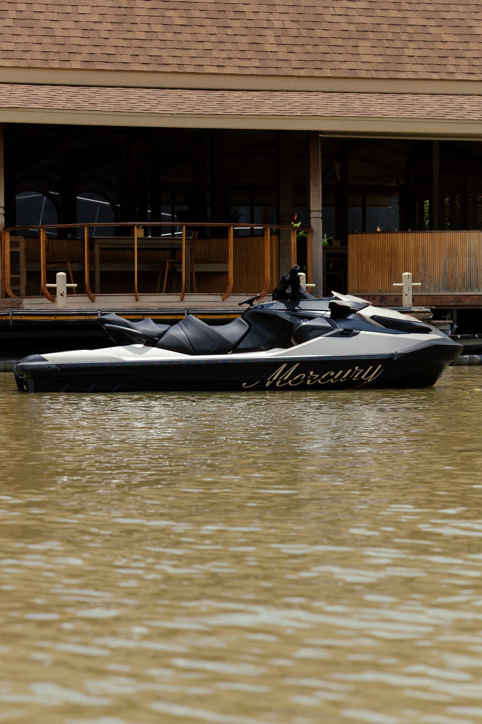 ท่าเรือยามเย็น — Mercury GT jet ski Ayutthaya (4)
