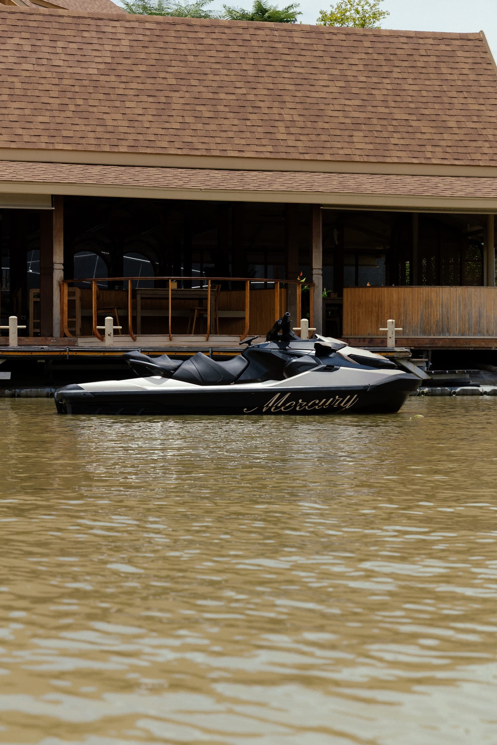 ท่าเรือยามเย็น — Mercury GT jet ski Ayutthaya (5)