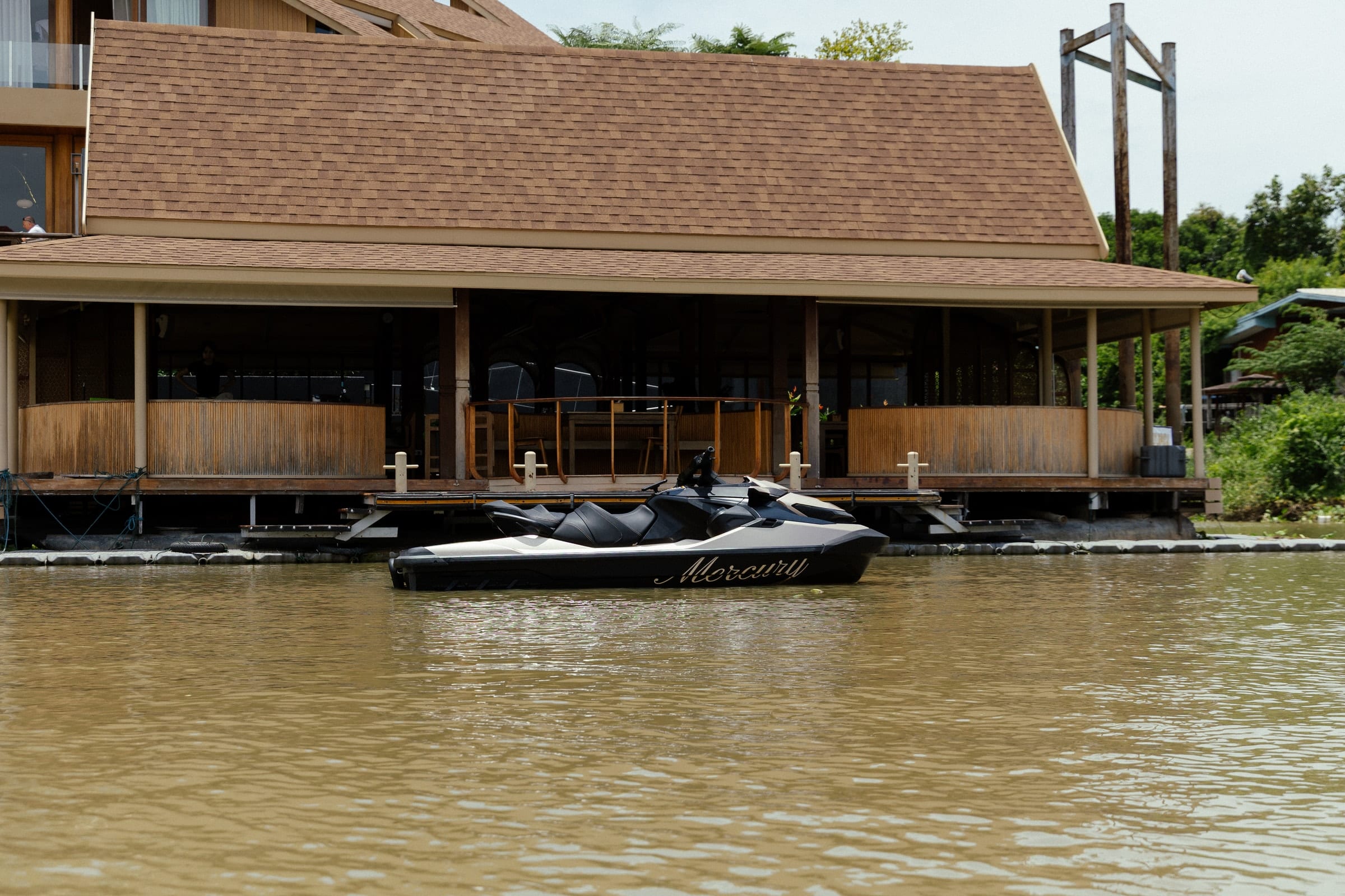 ท่าเรือยามเย็น — Mercury GT jet ski Ayutthaya (1)