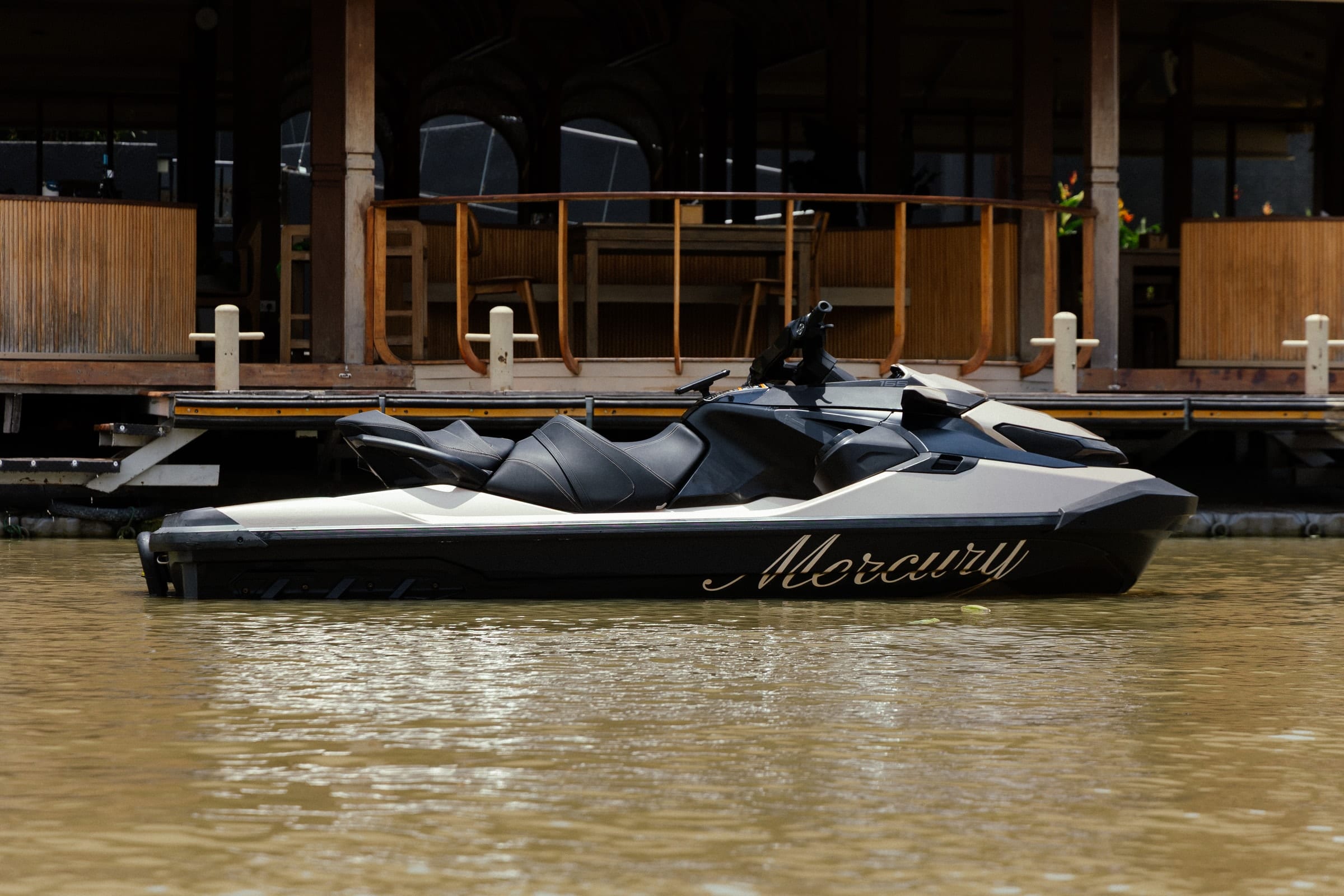 ท่าเรือยามเย็น — Mercury GT jet ski Ayutthaya (6)