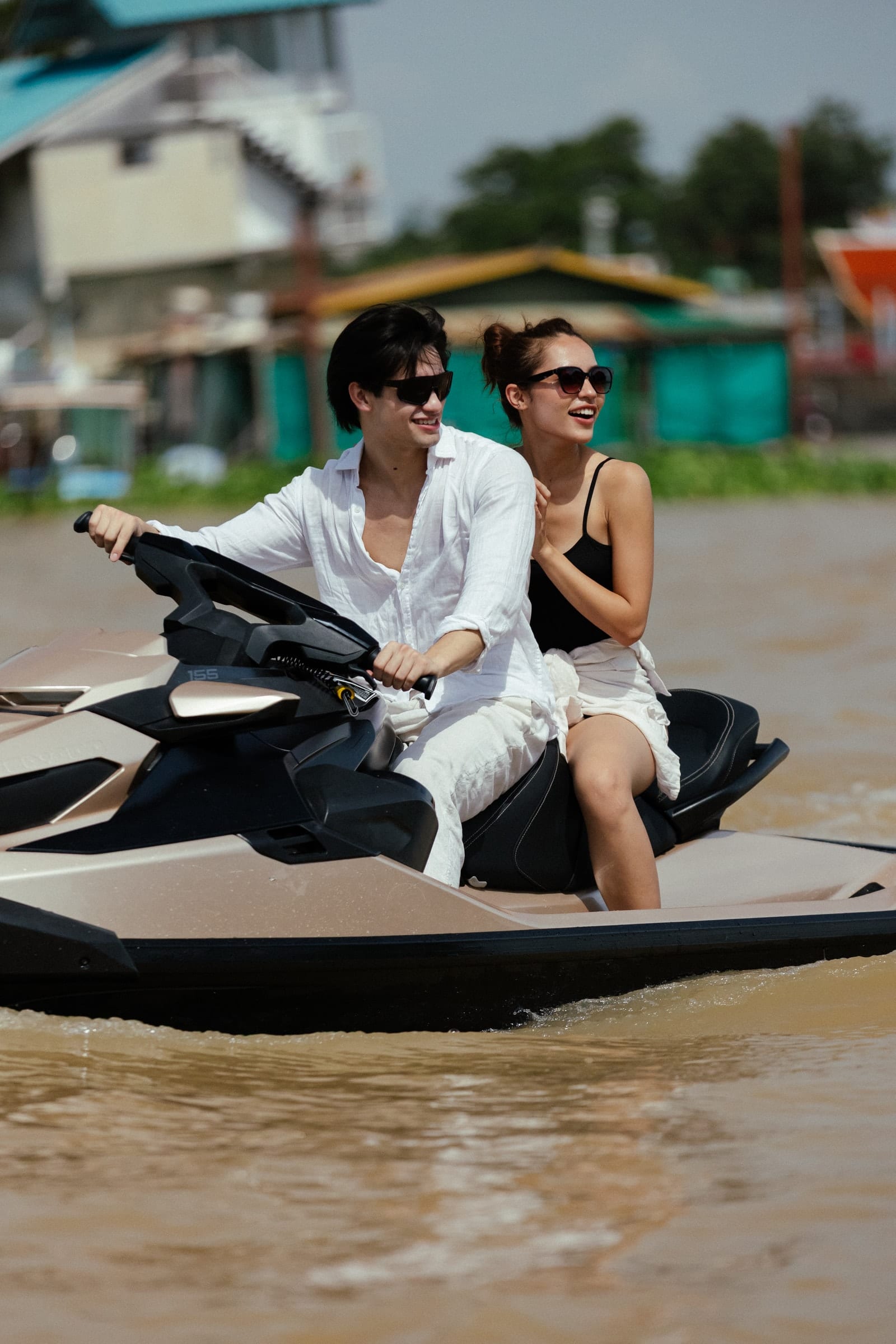 ต่อหน้าวัดไชยวัฒนาราม — Mercury GT jet ski Ayutthaya (6)