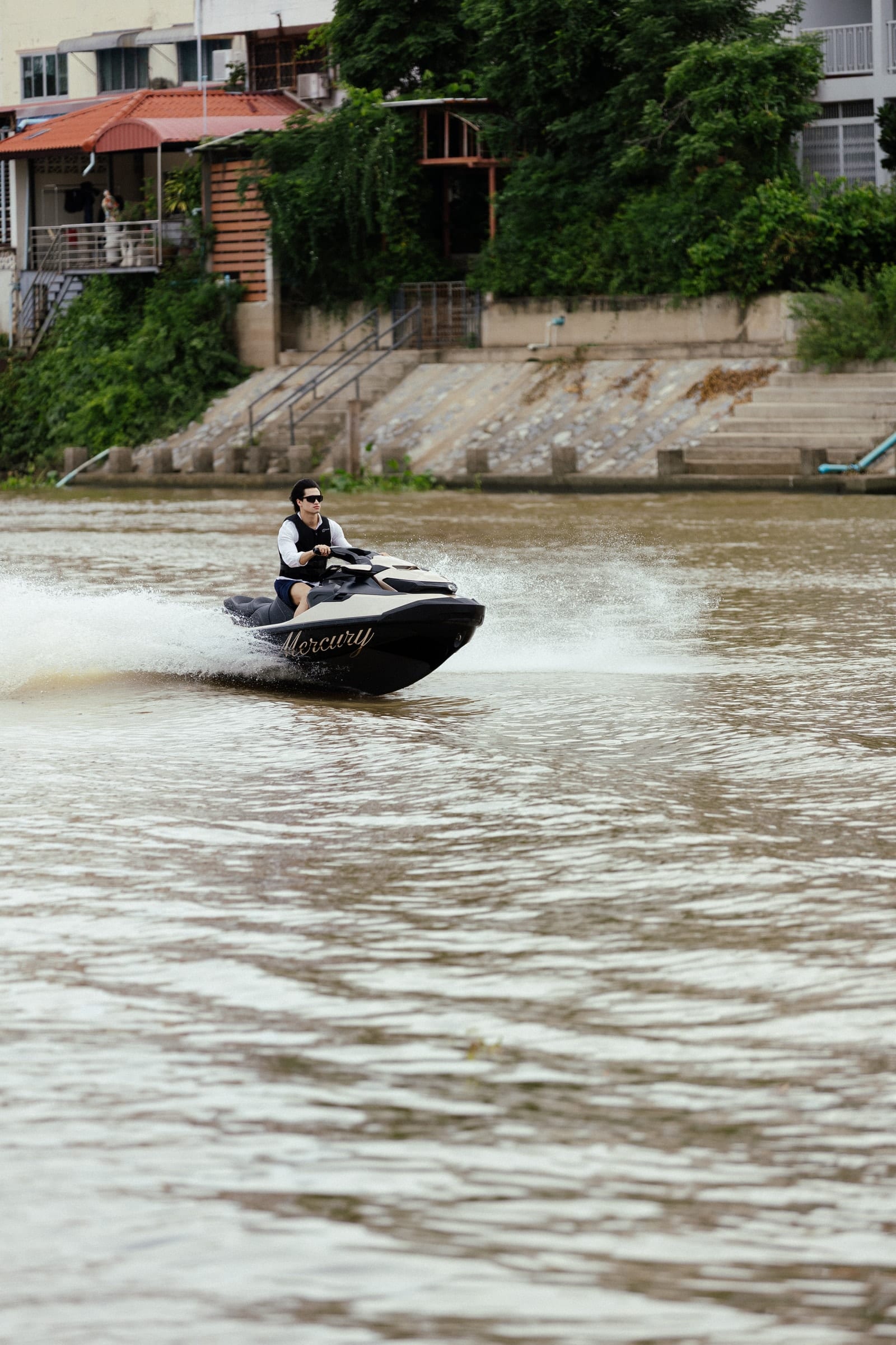 เปิดคันเร่ง — Mercury GT jet ski Ayutthaya (34)